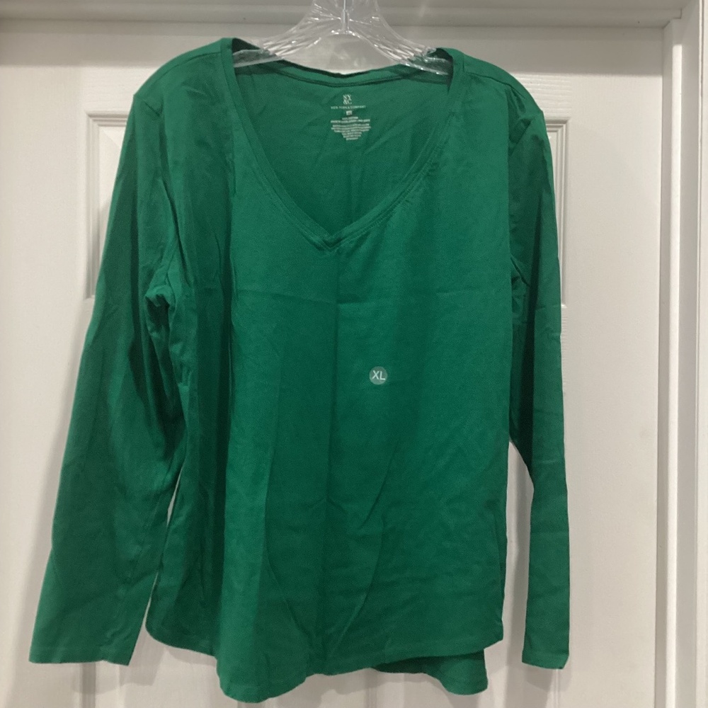 NWOT New York & Company Top